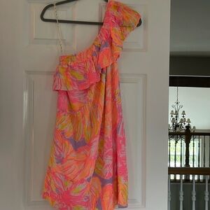 BeautifulLily Pulitzer one shoulder dress